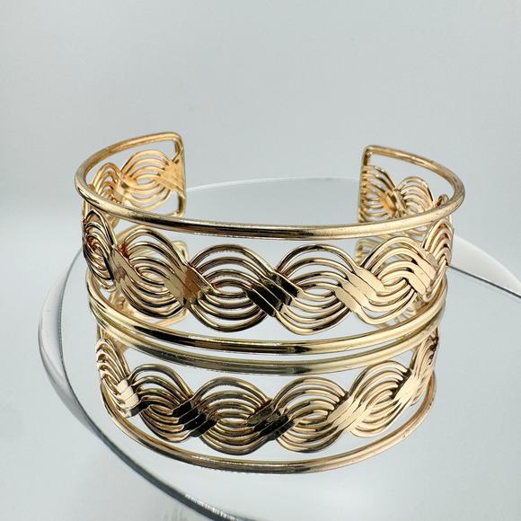 Vintage Swirl Cuff Bracelet Minimalist Modern Weave Coquette Whimsy Retro - Picture 3 of 10